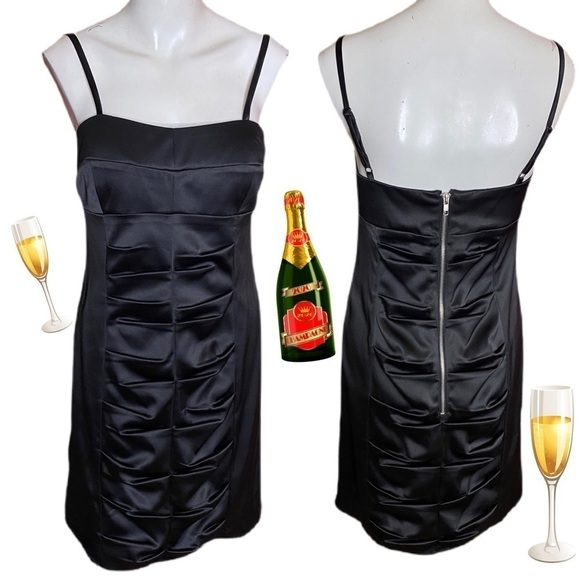 NW Collection Black Mini Dress Ruched Front & Back Size S - Picture 1 of 10